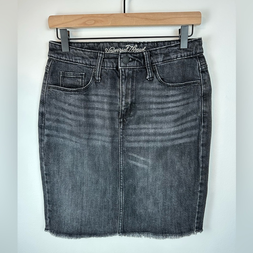 UNIVERSAL THREAD Black Wash Denim Jean Skirt | Size 6/28R